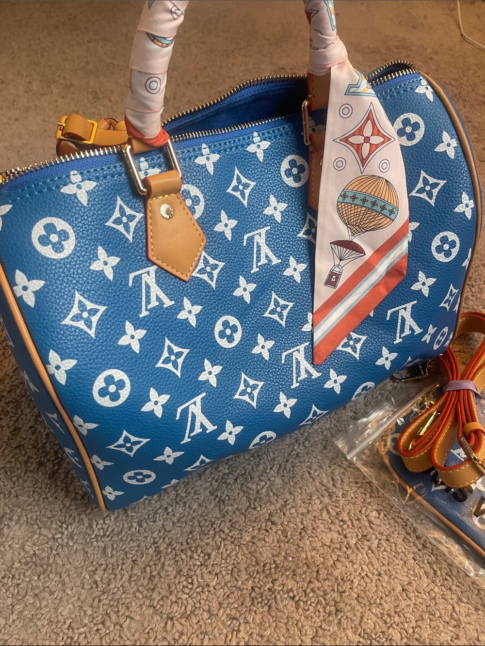 30CM Blue/White Speedy W/ Matching Coin Pouch & Twilly 💙🤍 - Picture 2 of 10